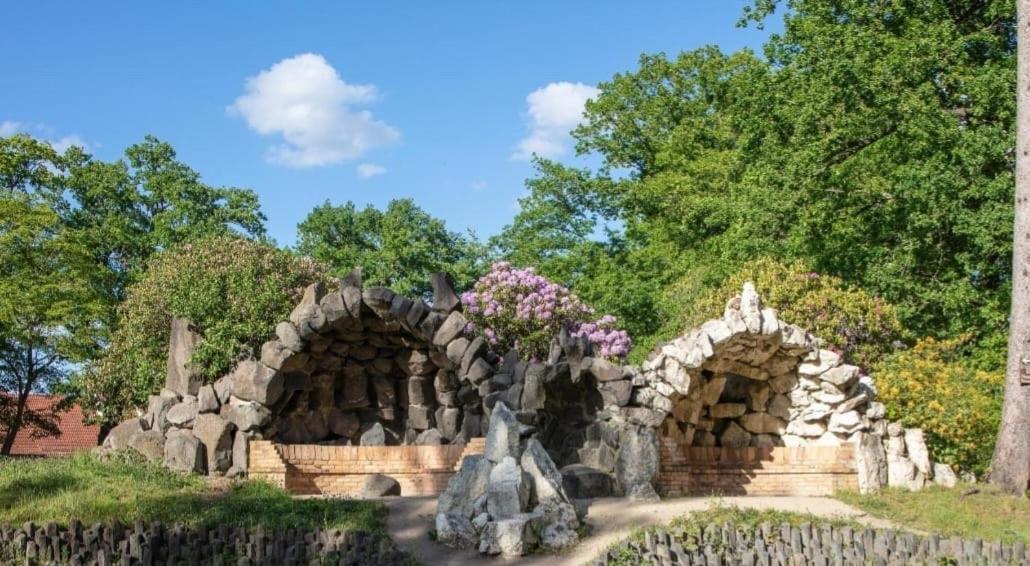 Ferienwohnung Im Gutshof Direkt Gegenueber Dem Schloss, Rhododendronpark Mit Terrasse Und Wlan Kromlau Dış mekan fotoğraf